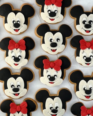 Μπισκότα με ζαχαρόπαστα Mini & Mickey